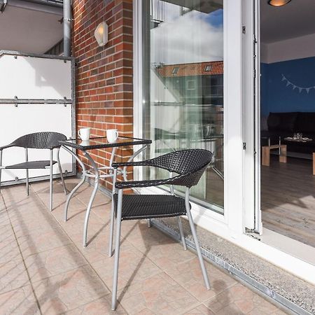 Ferienwohnung To Huus 벤세르시엘 외부 사진