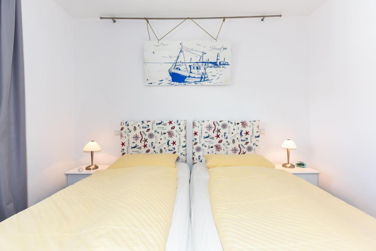 Ferienwohnung To Huus 벤세르시엘 외부 사진